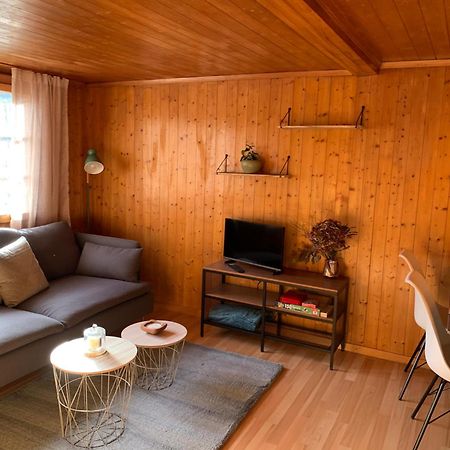 Charming, Well-Equipped Alpine Apartment 坎德施泰格 外观 照片