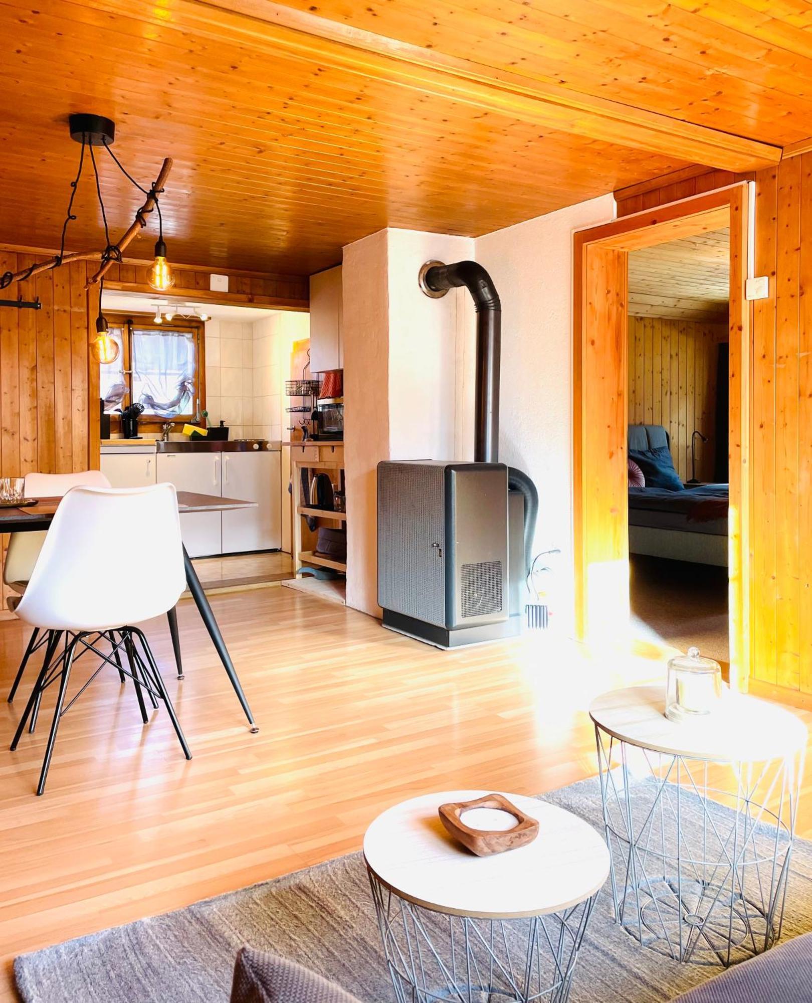 Charming, Well-Equipped Alpine Apartment 坎德施泰格 外观 照片