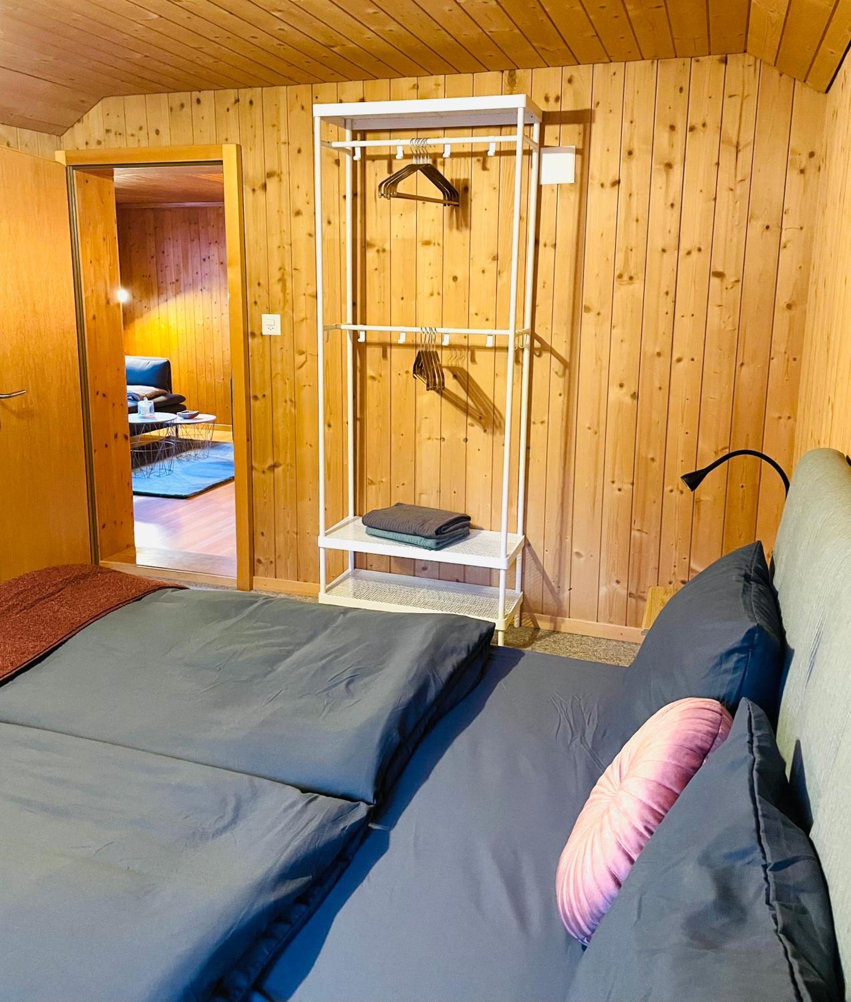 Charming, Well-Equipped Alpine Apartment 坎德施泰格 外观 照片