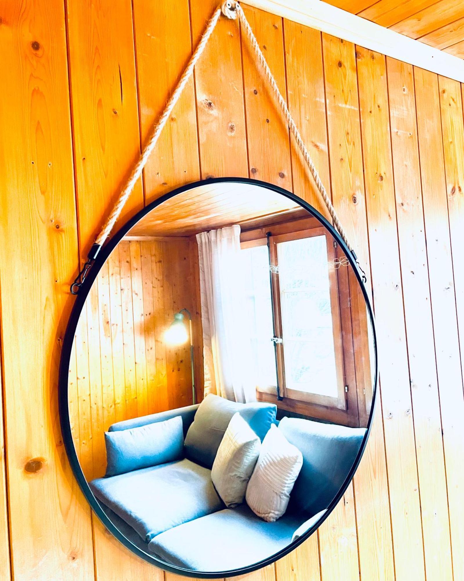 Charming, Well-Equipped Alpine Apartment 坎德施泰格 外观 照片